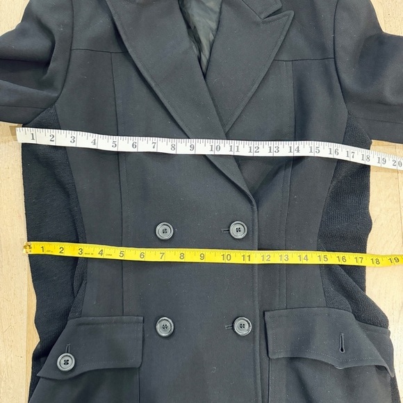 Dries Van Noten 100% wool tailored black blazer with longer contrast back panel - Picture 8 of 13